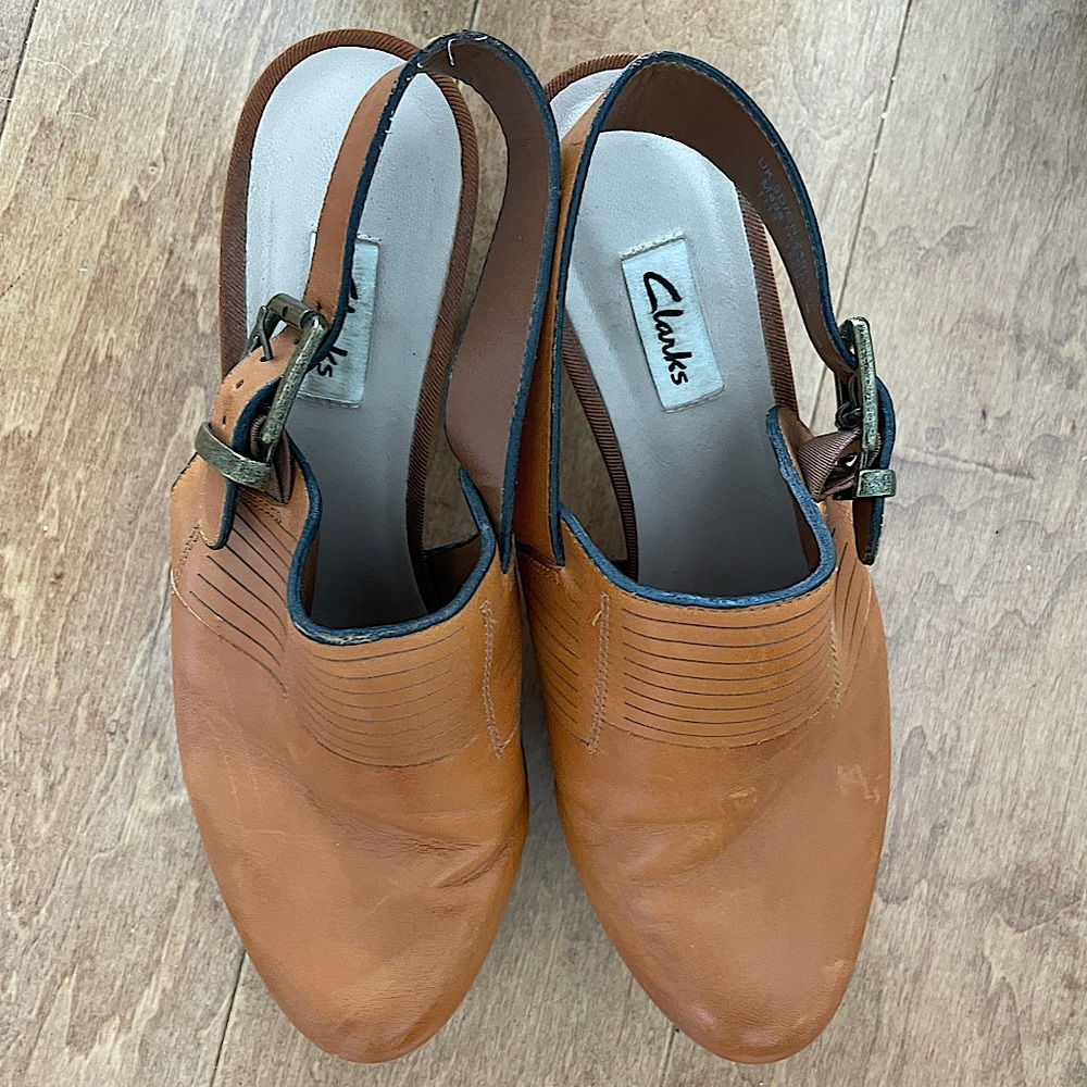 Clark's camel clogs